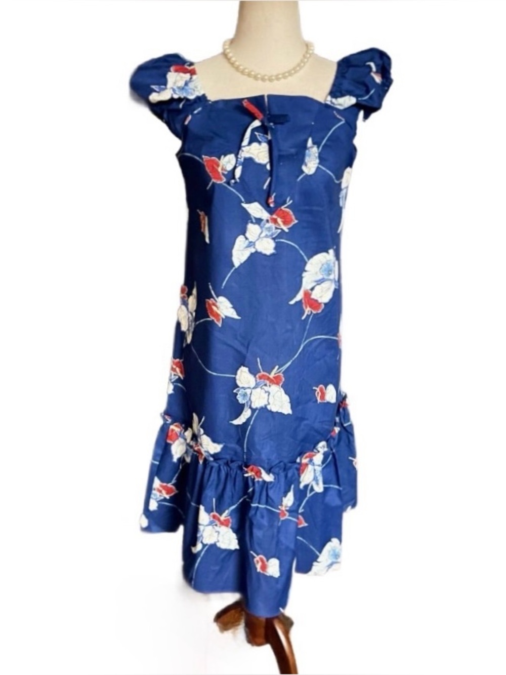 Hilo Hattie’s ~ Hawaiian ~ Size 10 ~ Vintage ~ Blue/ White/ Red ~ Floral ~ Dress